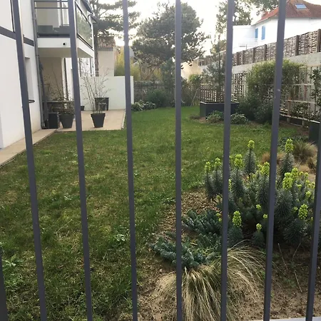 Lieu De Ressourcement A Apartment
